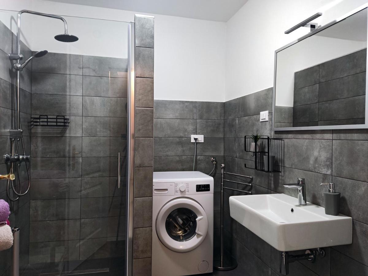 Apartment Rosa 1 罗维尼 外观 照片
